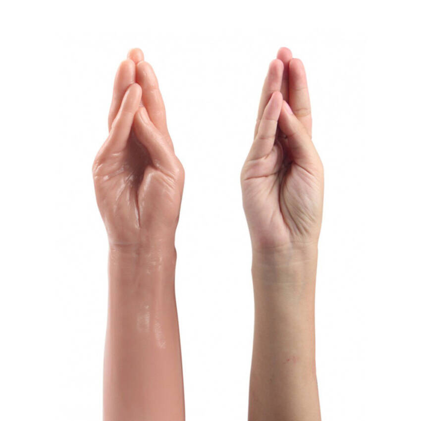 REALISTIC Bitch Fist - Image 3
